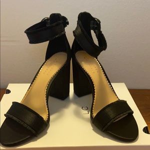 NWT Lauren Conrad Black dress shoes 8.5